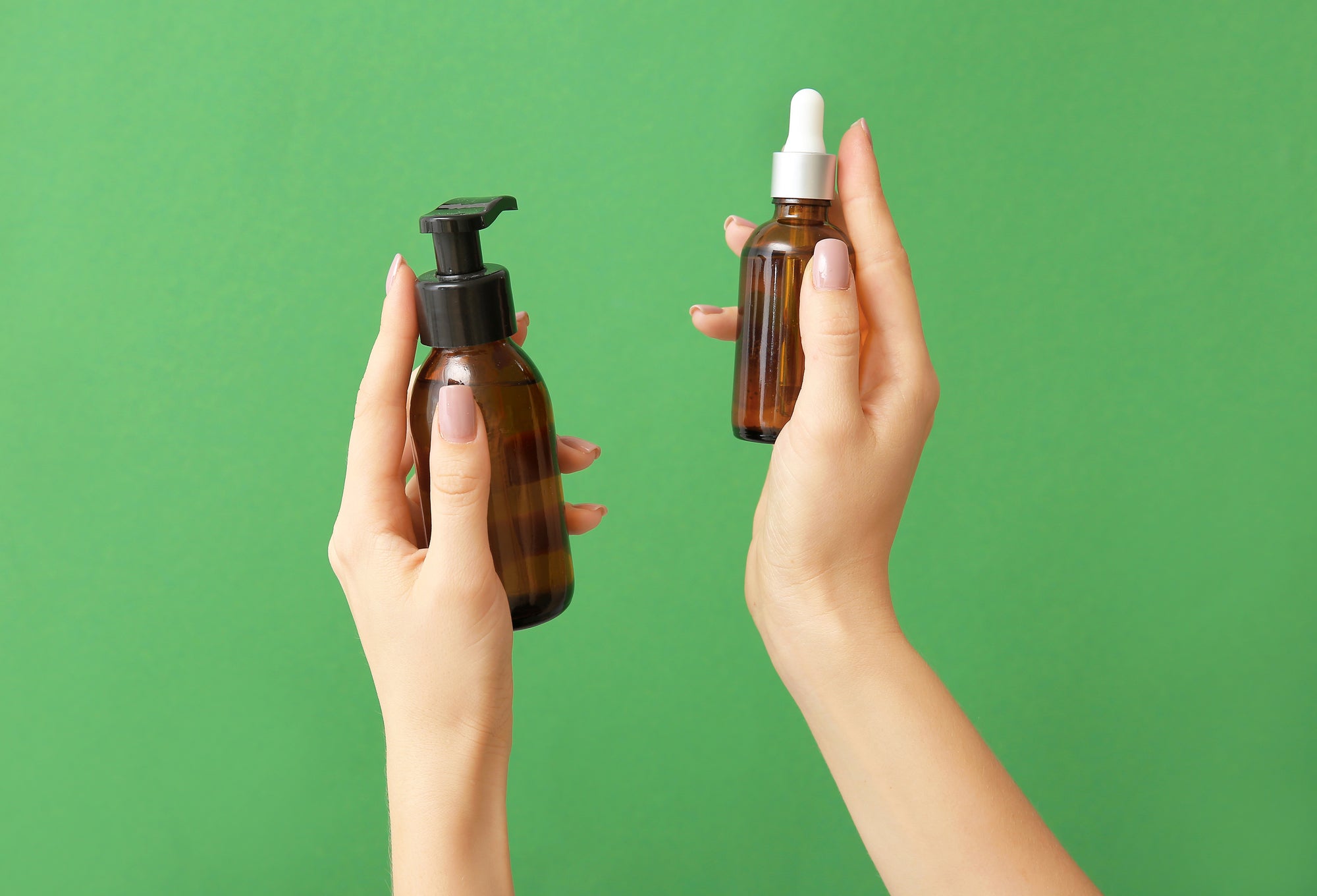 The Real Difference Between Toners vs Serums: Your Ultimate Guide